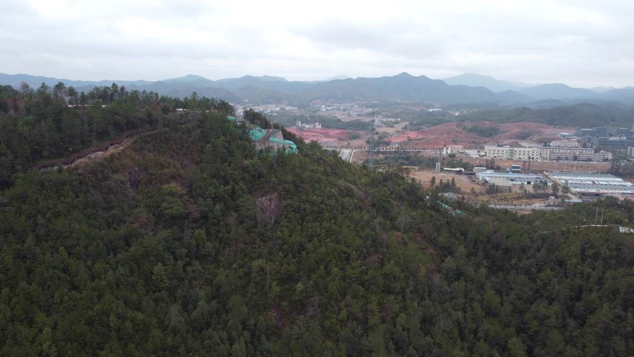 山与小镇 6