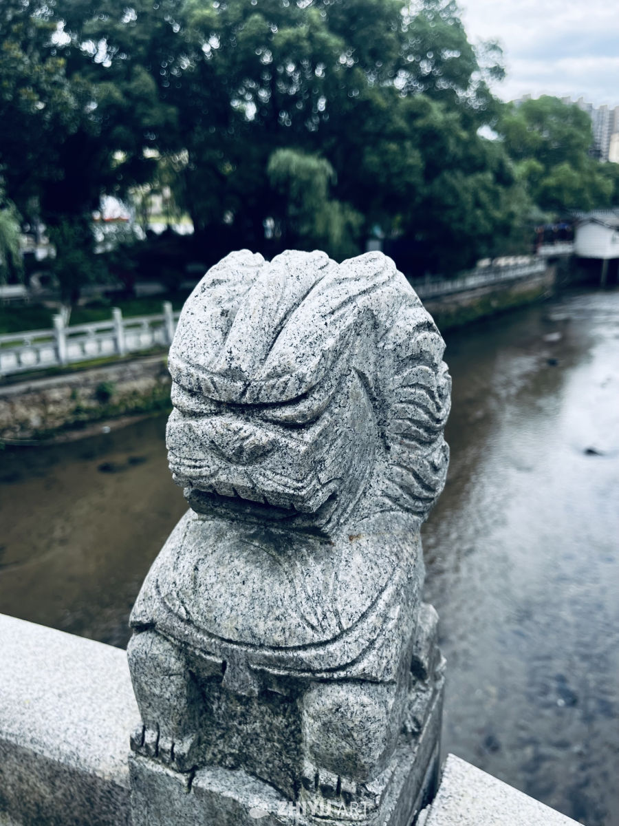 石狮守望的河流