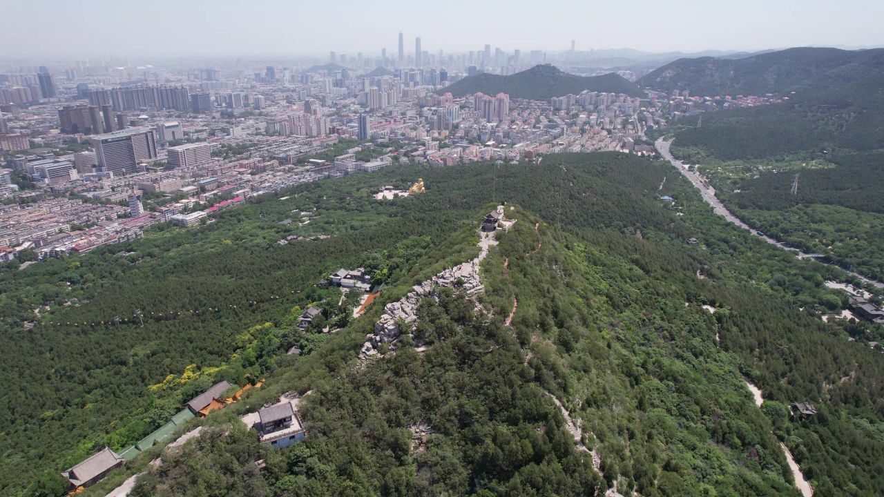 山东济南千佛山4A景区航拍  