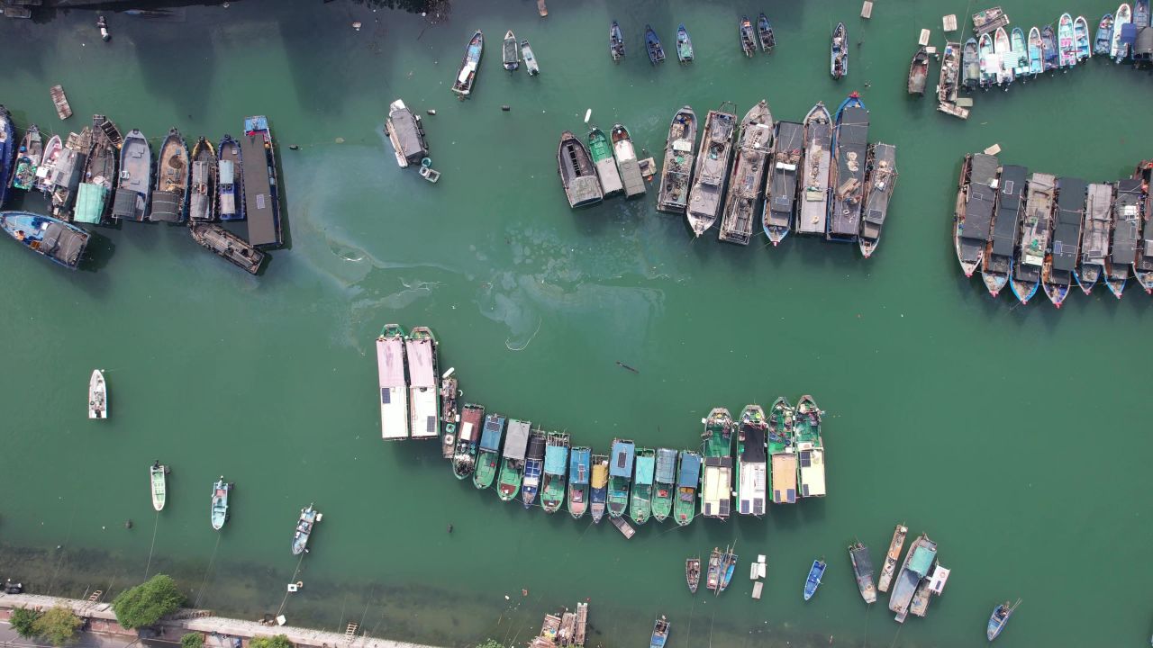 海边渔船广西北海海边风光航拍  