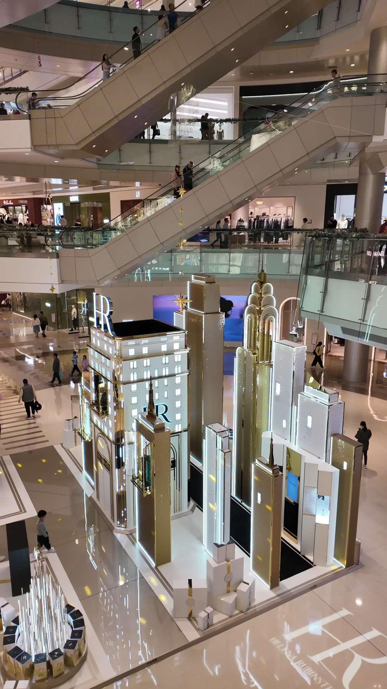 深圳蔡屋围万象城 12