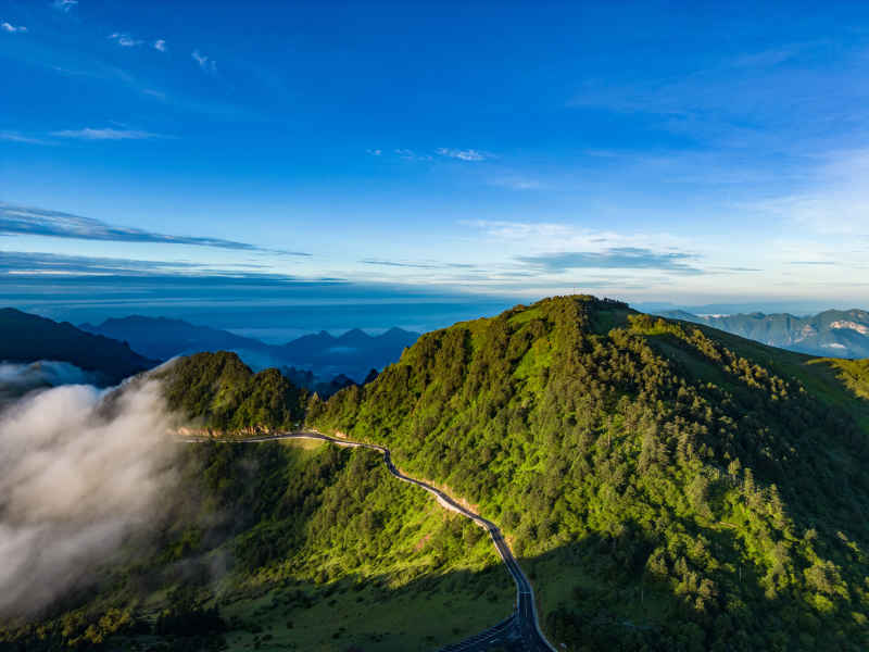 祖国大好河山云海云雾缭绕航拍