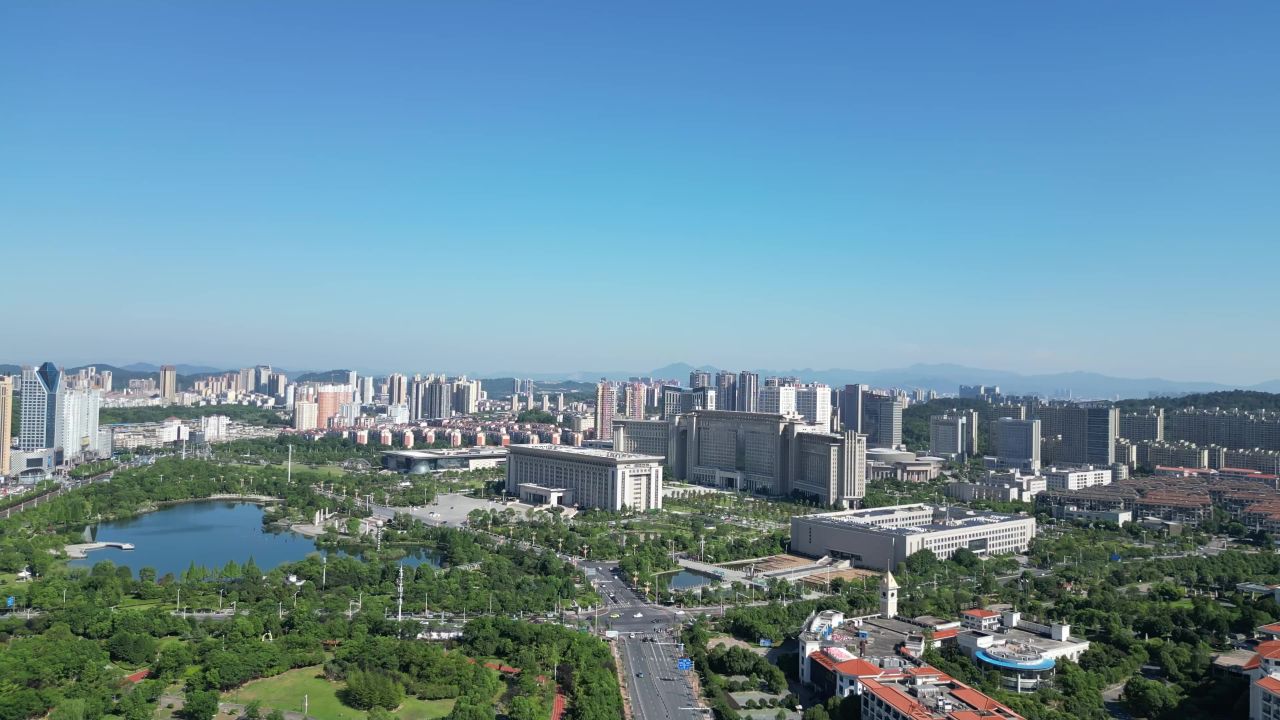 航拍江西宜春丰城广场