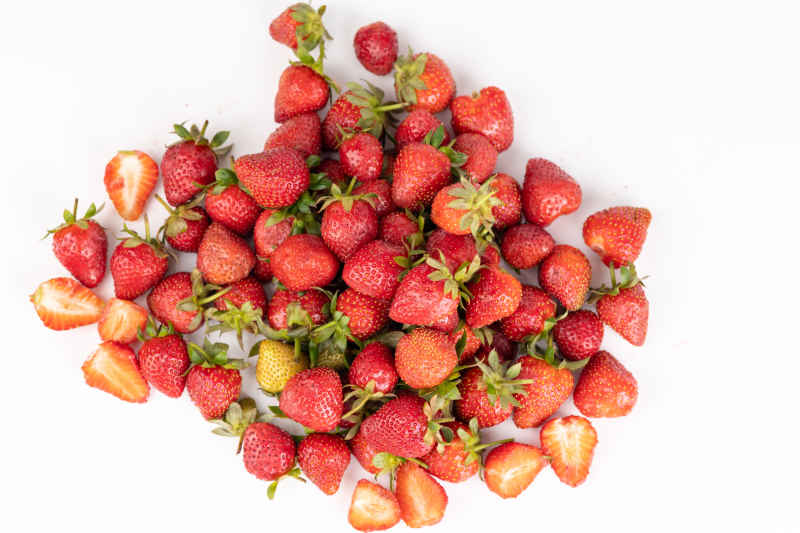 新鲜草莓水果实拍 50