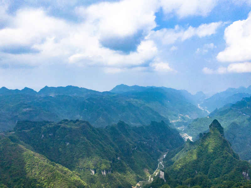 湖南张家界奇秀山峰