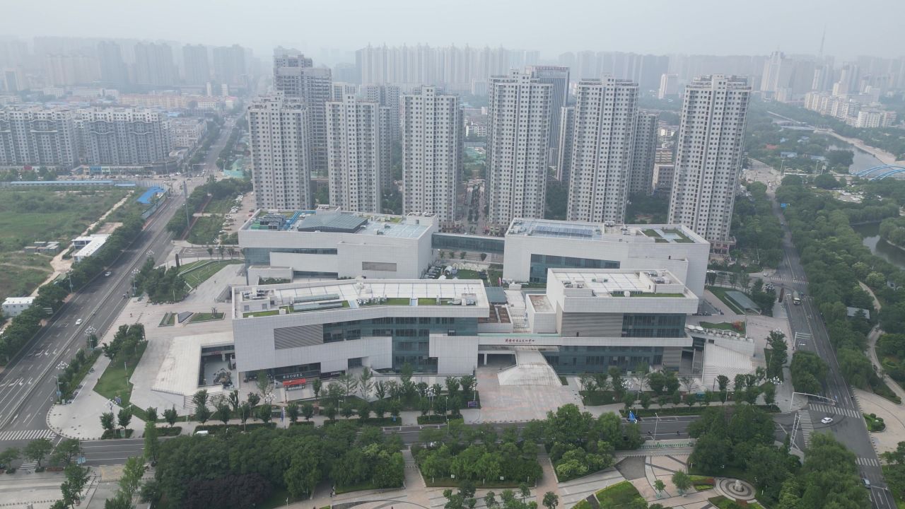  航拍山东菏泽市美术馆科技馆