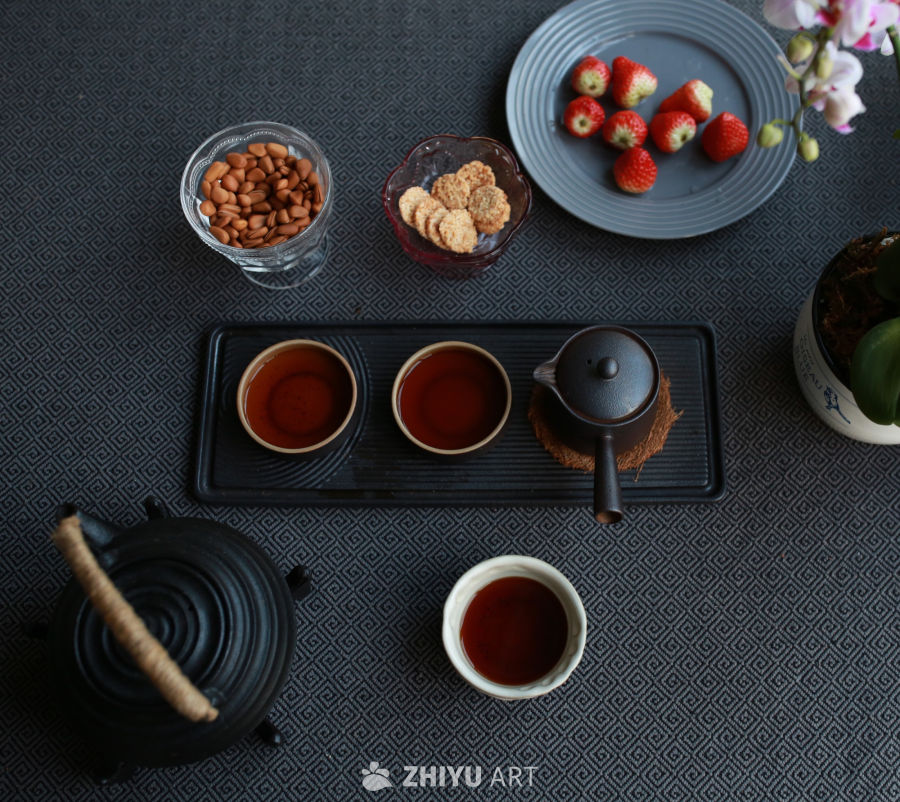 茶香与果香的宁静时光