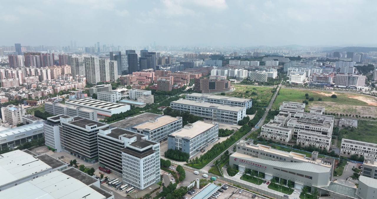 昆明市区航拍