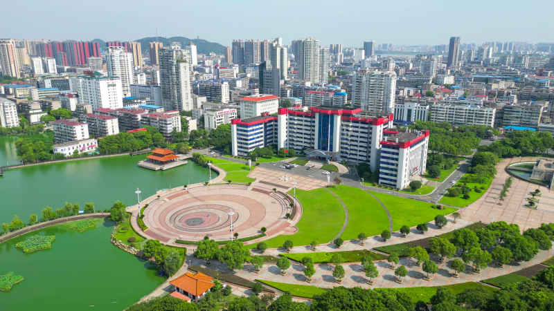 航拍湖北鄂州市人民政府