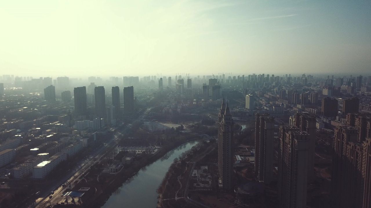 雾霾下的城市