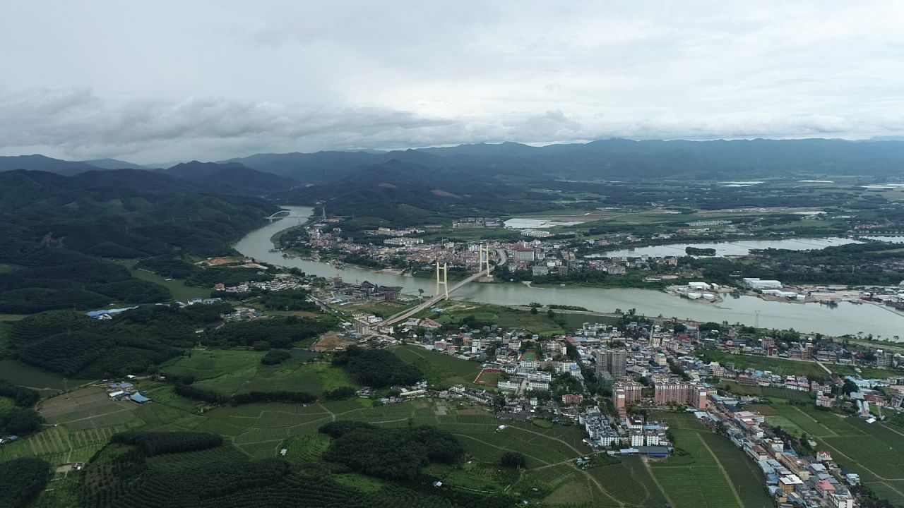 江边大桥 西双版纳橄榄坝乡镇