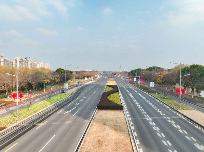 航拍昆山城镇道路风光新春氛围 14