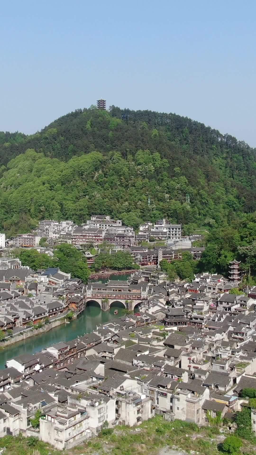 古村落静谧山水间