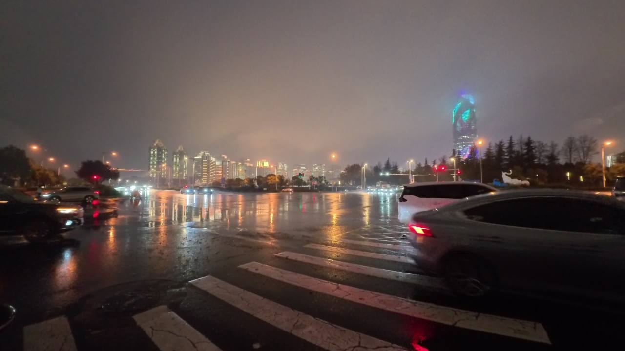 影石Insta360 GO Ultra 4K实拍视频样片 12