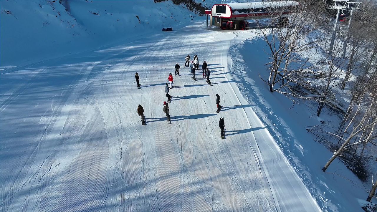 高山滑雪场