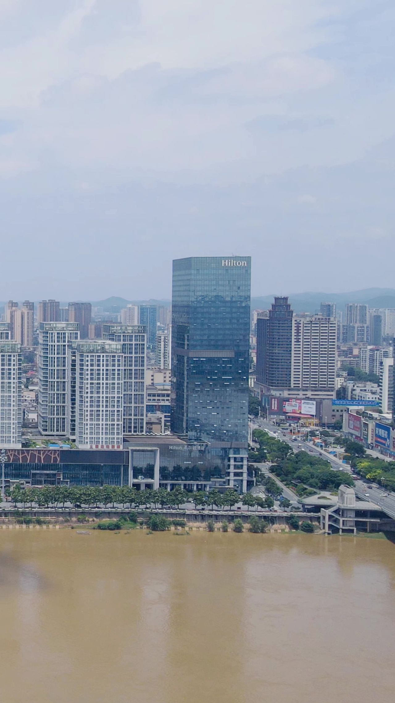 城市航拍湖南株洲CBD竖屏航拍