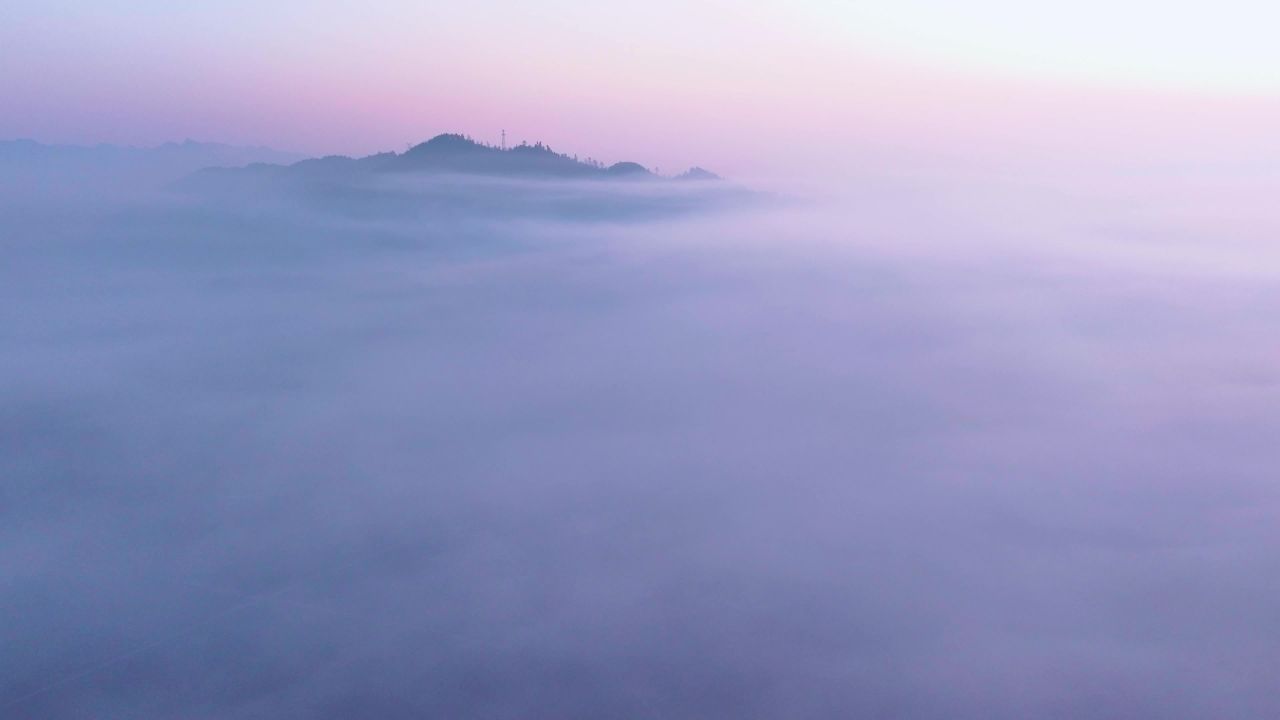 山川云雾航拍