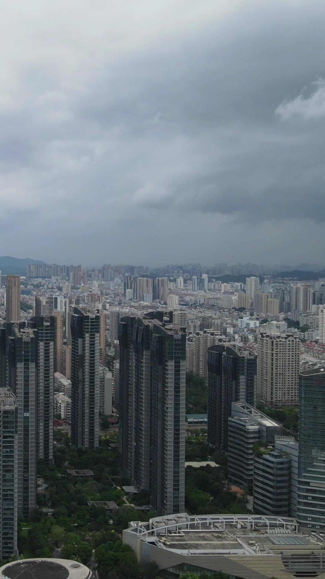 城市航拍福建福州城市风光交通竖屏