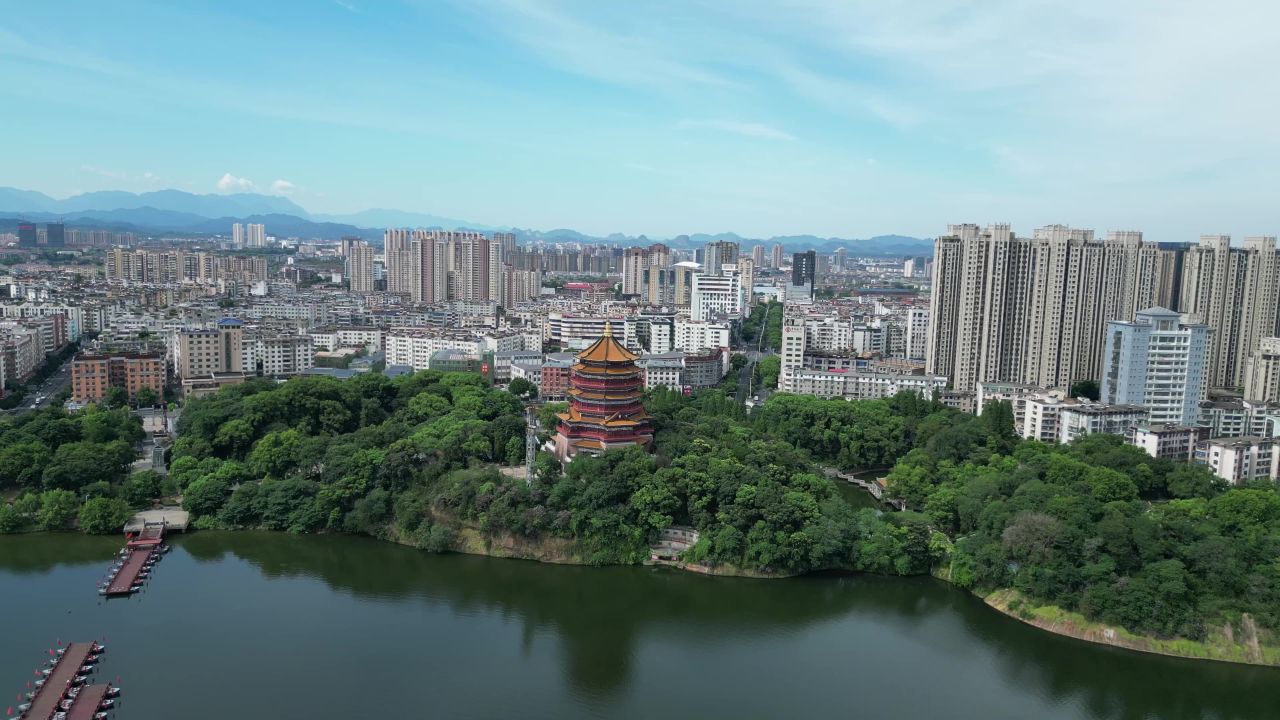 航拍江西鹰潭公园北极阁