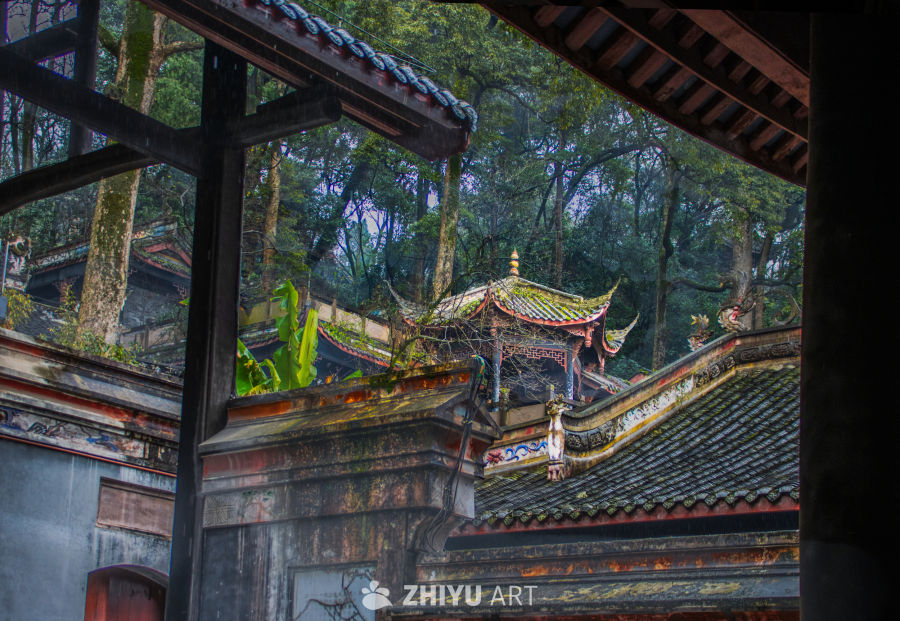 雨中古寺