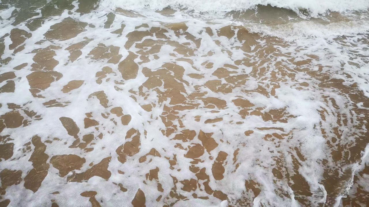 大海海浪沙滩礁石风景实拍