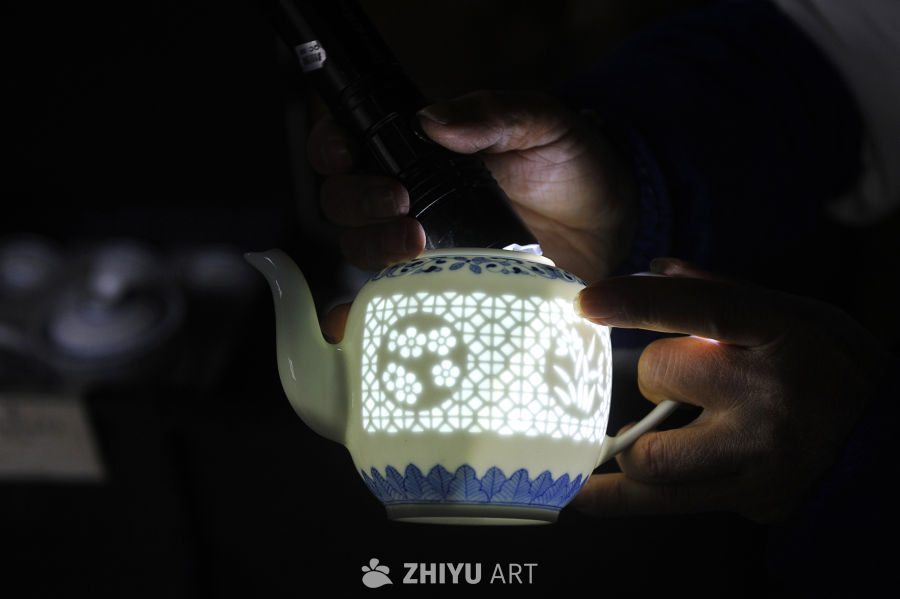 瓷器通透光照 4