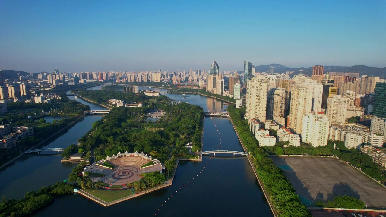 航拍厦门白鹭洲公园景观
