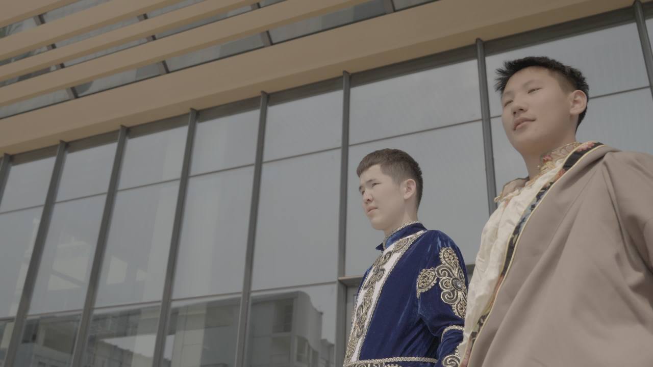 传统与现代的融合庆典