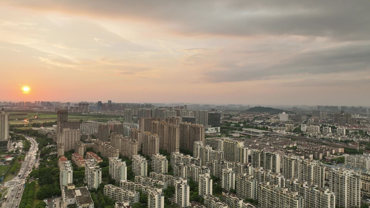 4K航拍昆山城市建筑风光大景 5