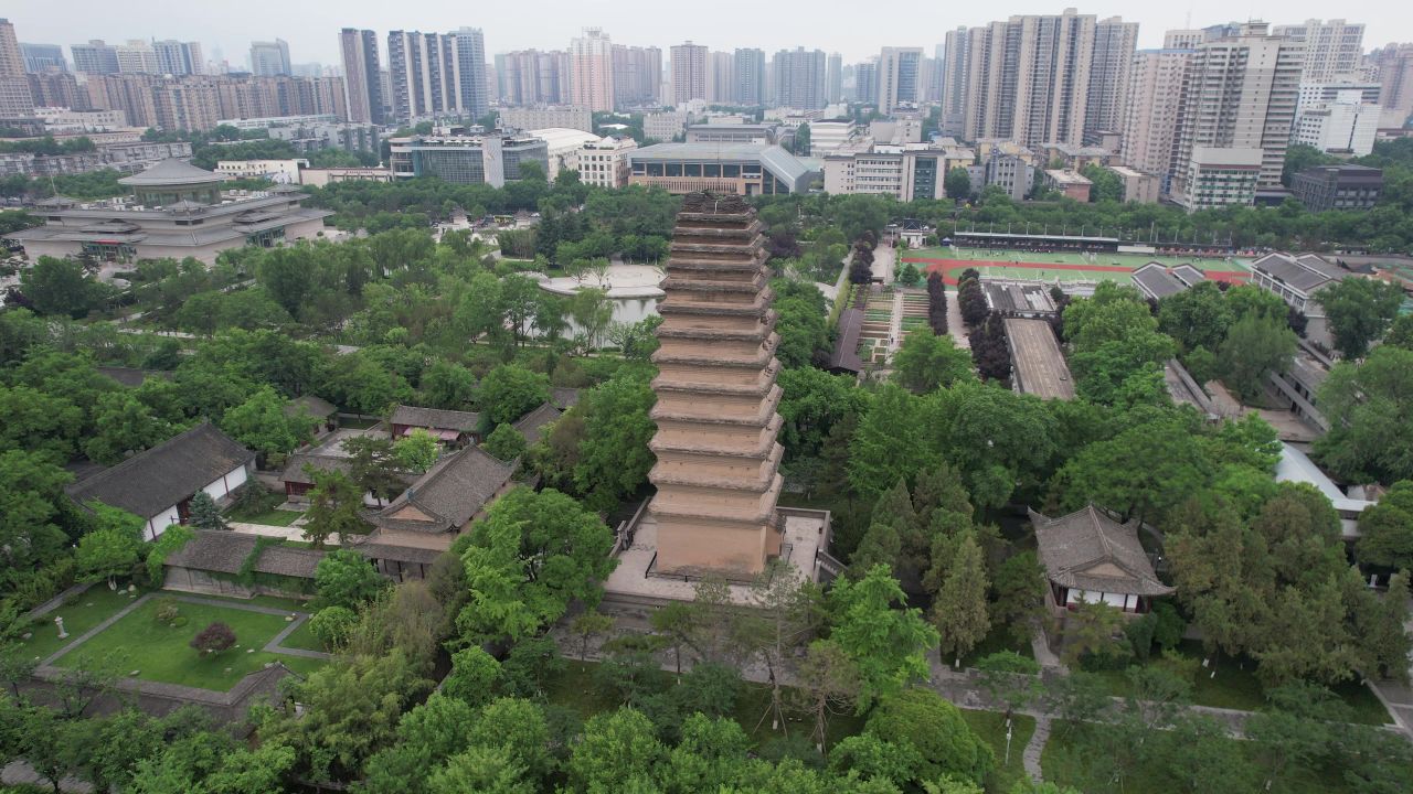 西安小雁塔航拍