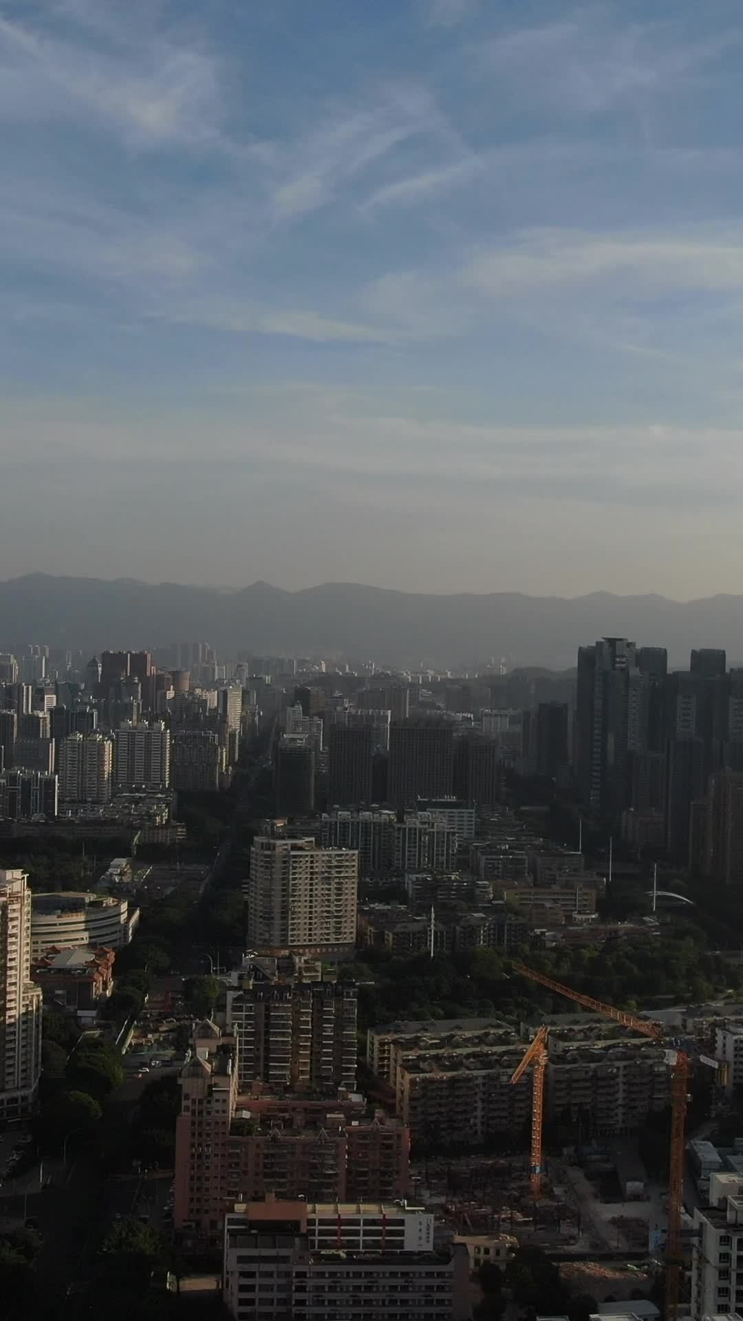 城市日落的宁静之美