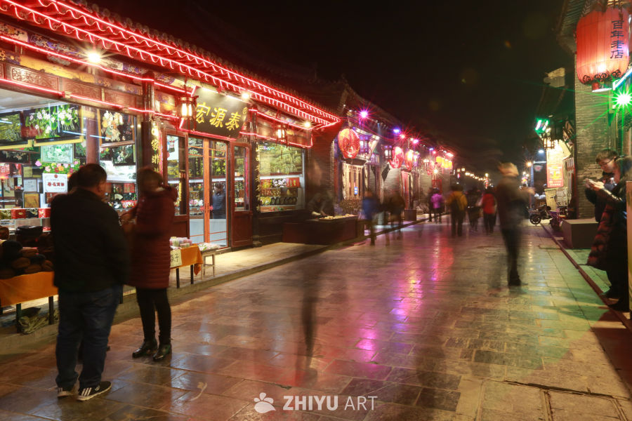 夜晚的古街