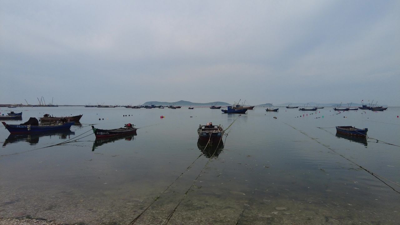海上渔船大海海洋风景实拍 