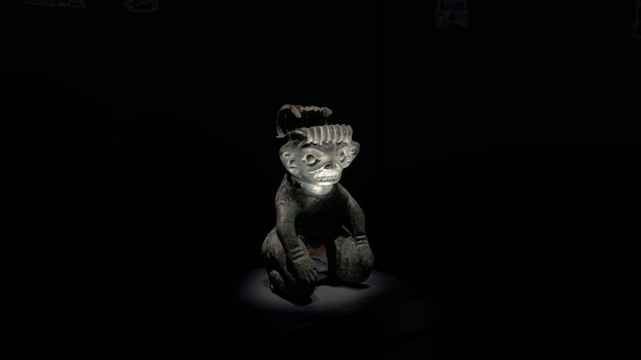 四川广汉三星堆博物馆-青铜器物
