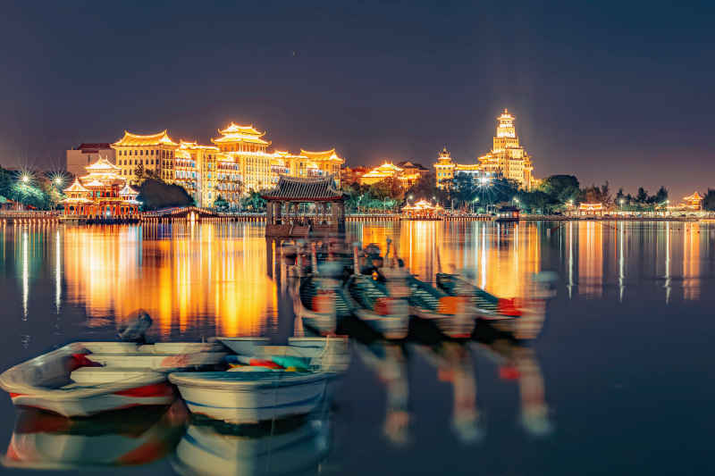 龙舟池的夜