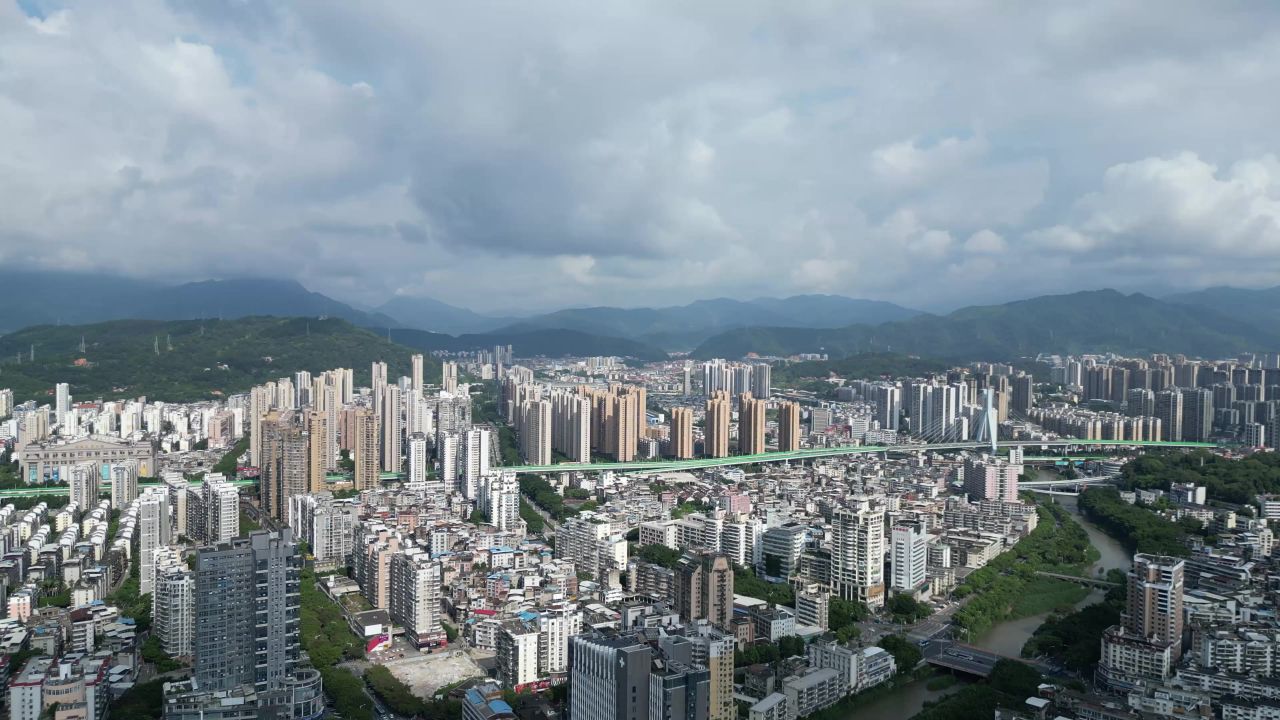 航拍福建龙岩城市大景