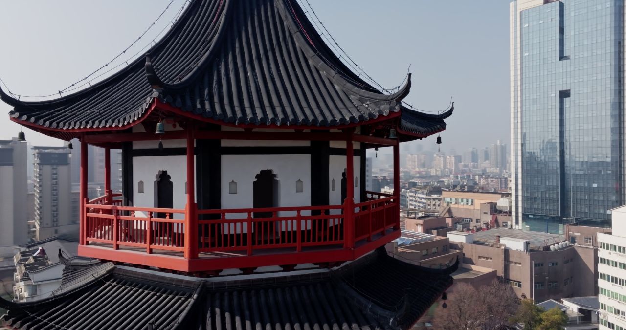 江西南昌绳金塔城市建筑航拍 3