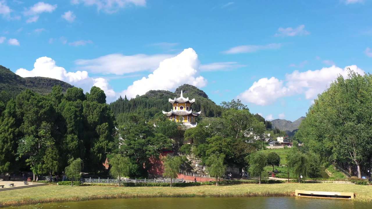 航拍贵州安龙半山亭中华文化历史