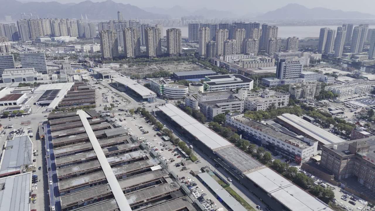 城市工业区全景