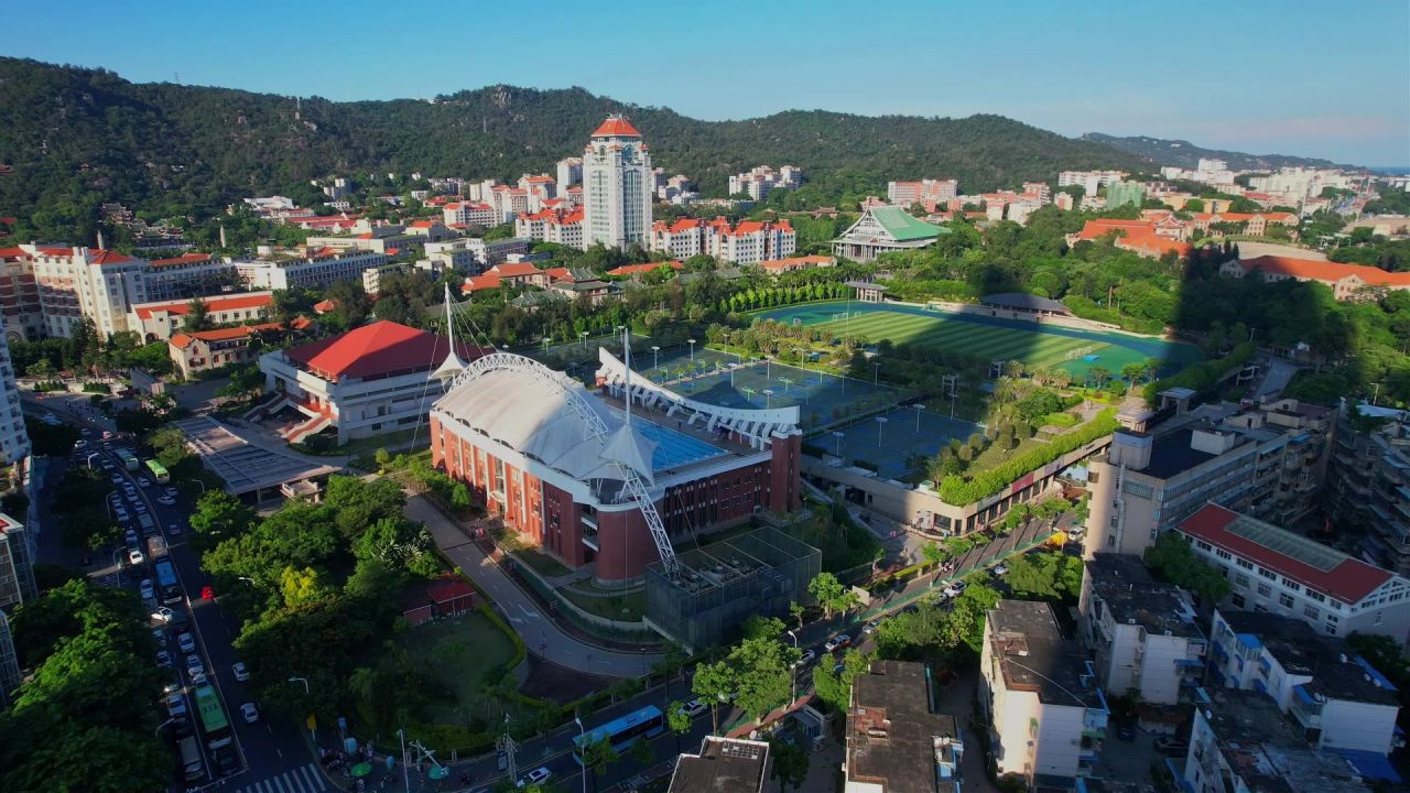 航拍厦门大学建筑景观