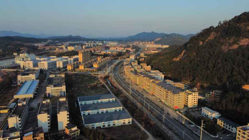 余晖下的小城 1