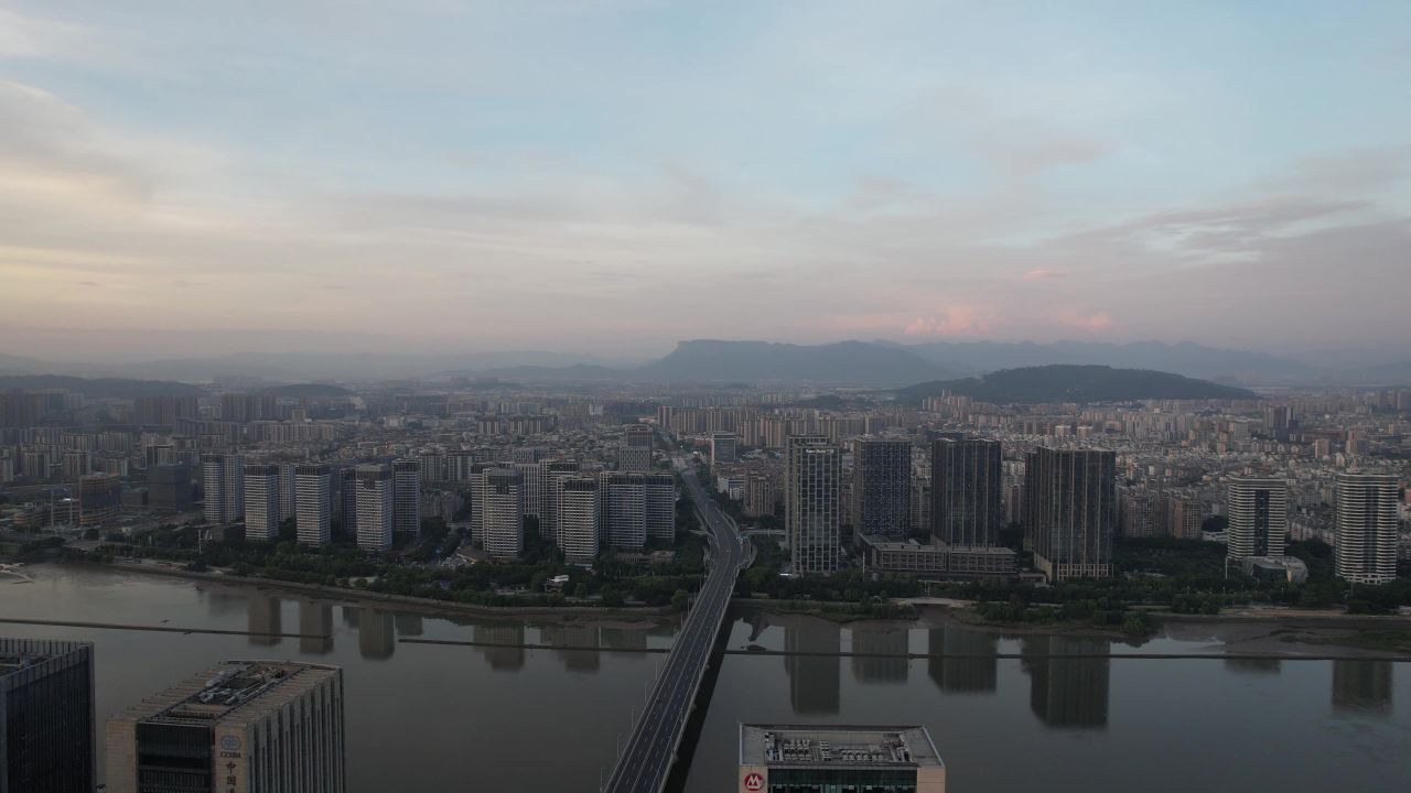福建福州城市清晨闽江日出航拍
