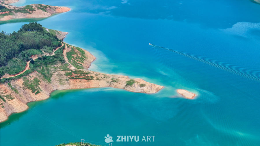 夏日贵州万峰湖 9