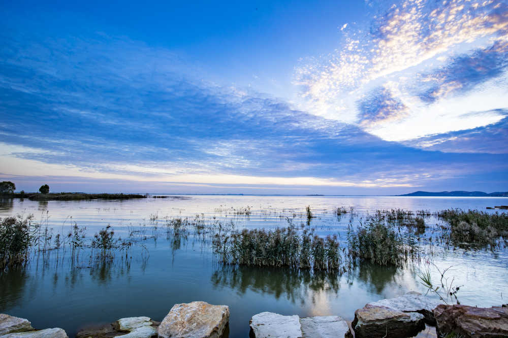 湖泊 湿地 彩霞