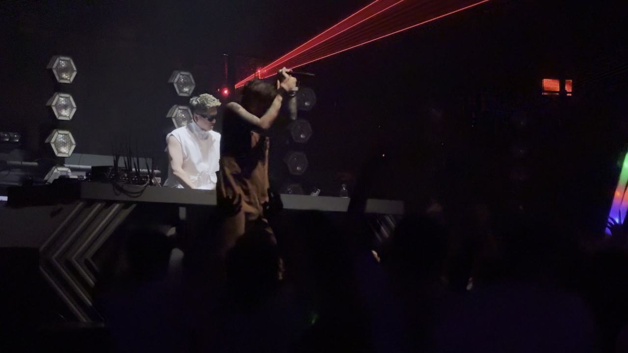 夜店DJ激情演出