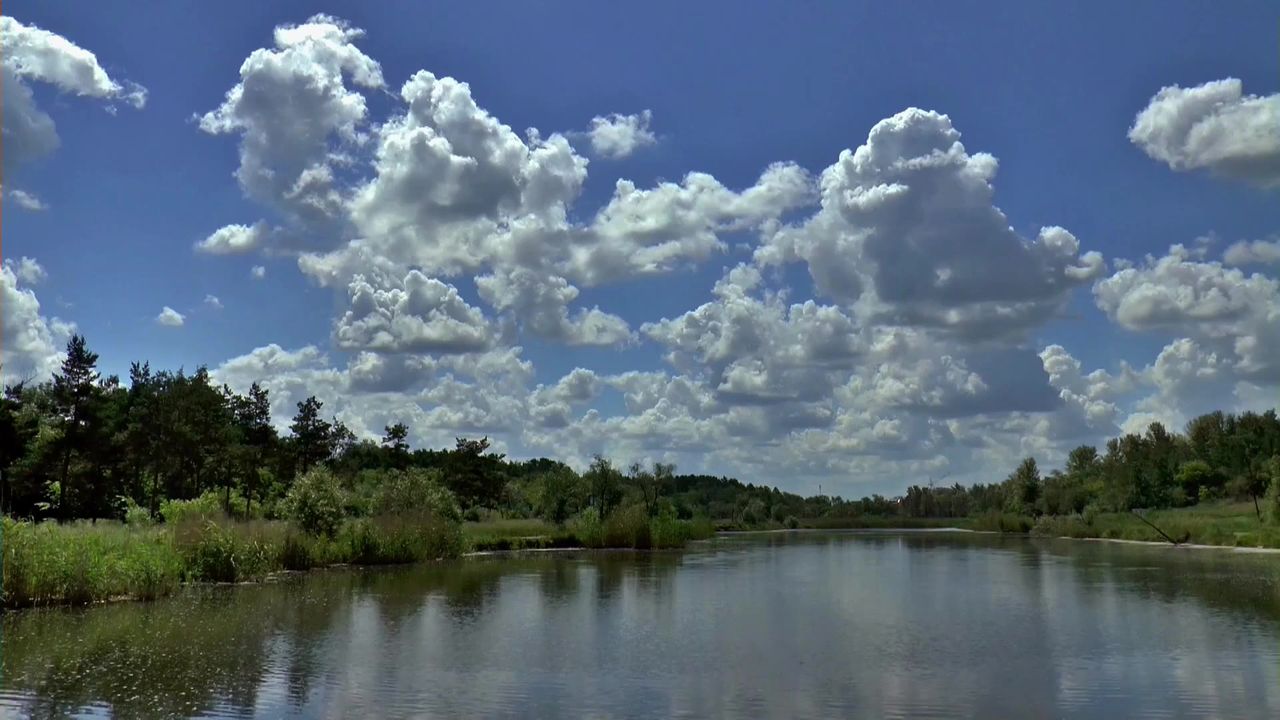 云河反射水景观