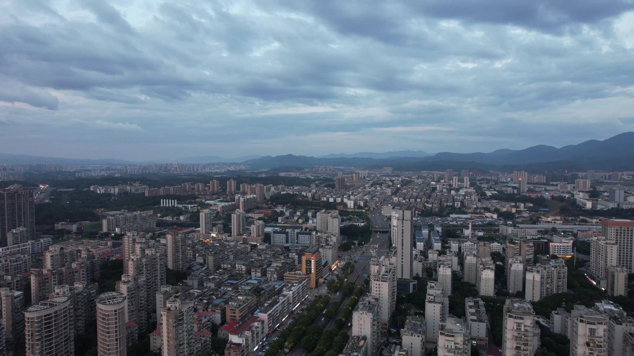 江西赣州城市晚霞夕阳西下夜幕降临航拍 