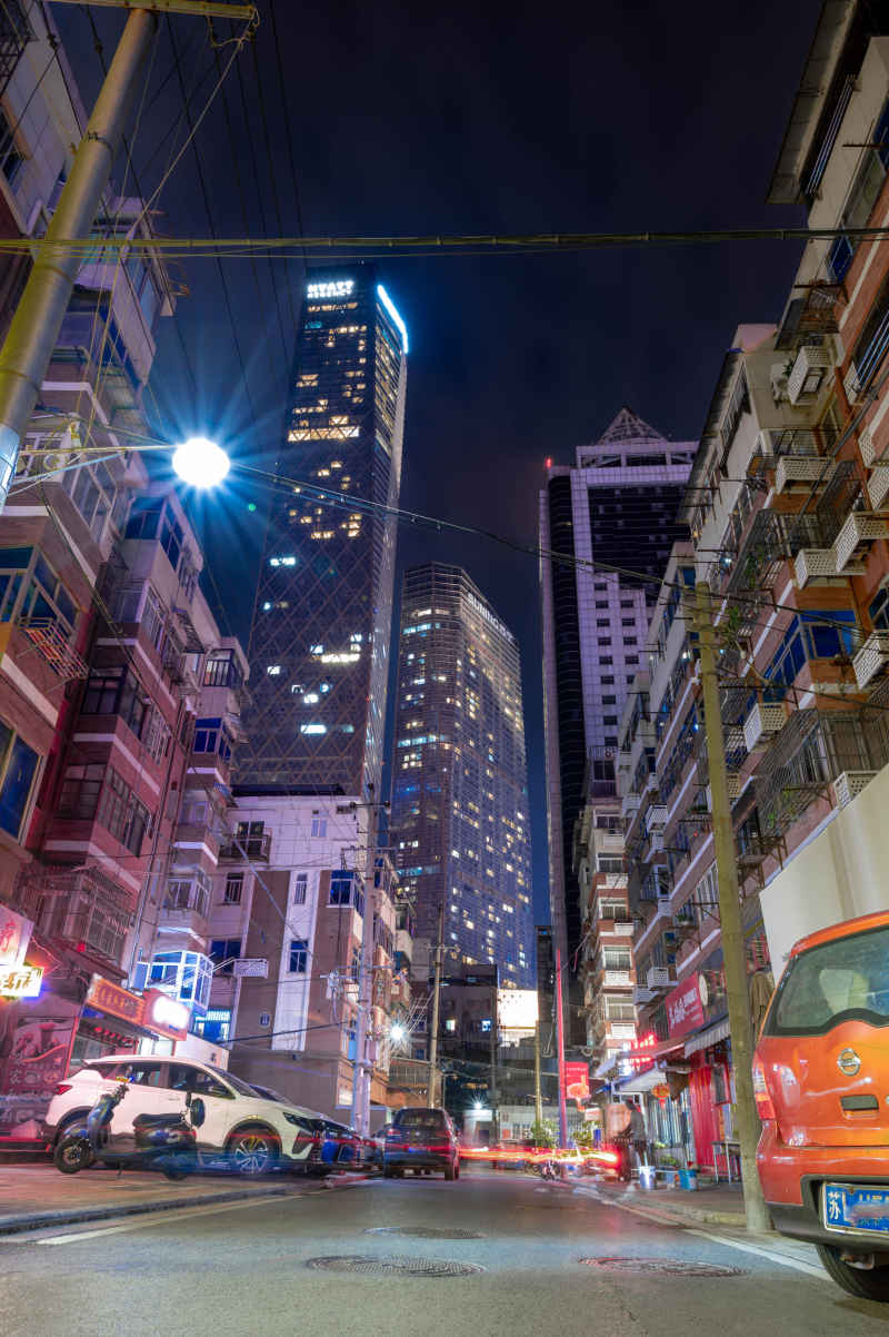 镇江苏宁夜景
