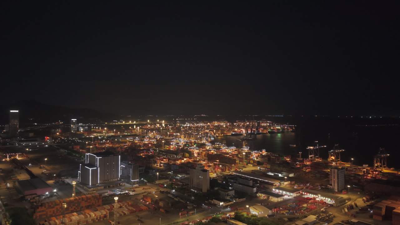 维港 80