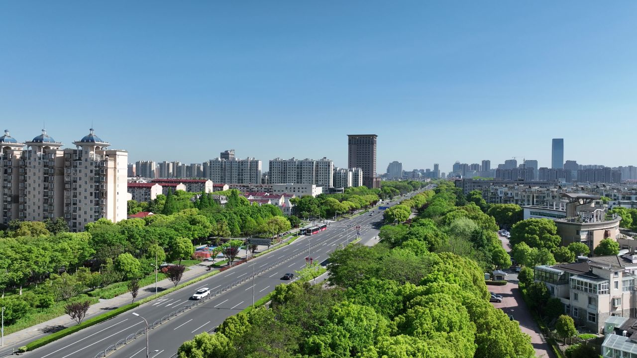 4K航拍昆山城市建筑风光 1